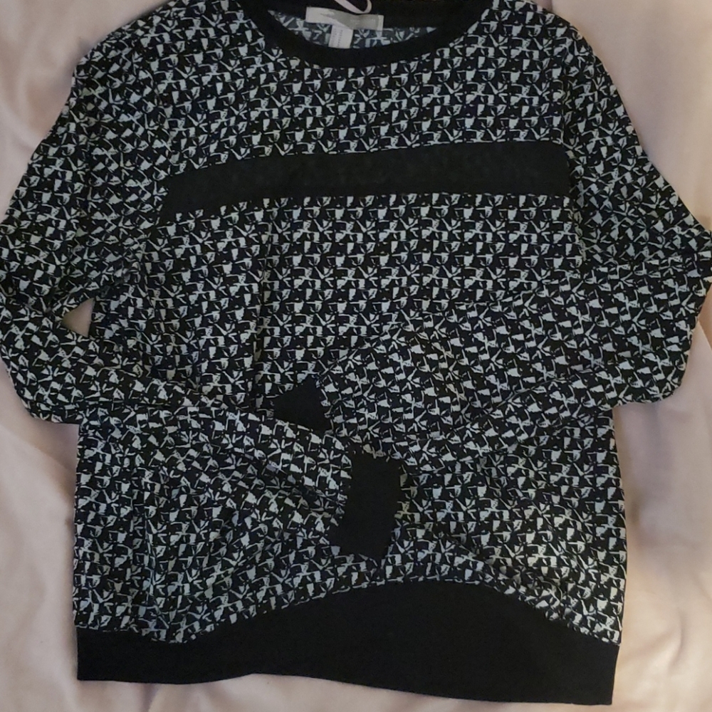 Pullover - Picture 2 of 3